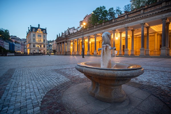 Karlovy Vary, Mill Colonnade and spring